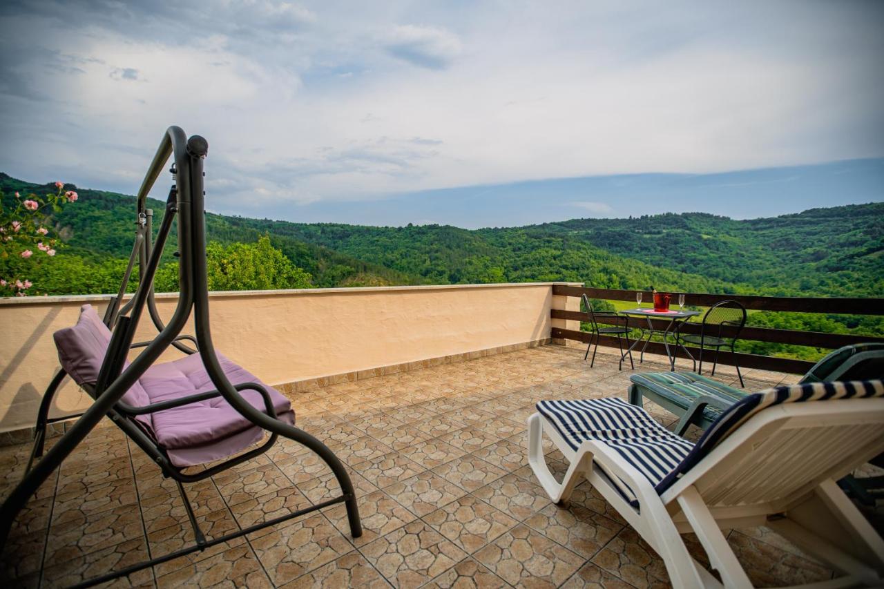 Holiday Home Grimalda Kültér fotó