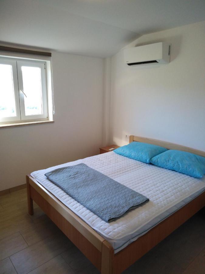 Holiday Home Grimalda Kültér fotó